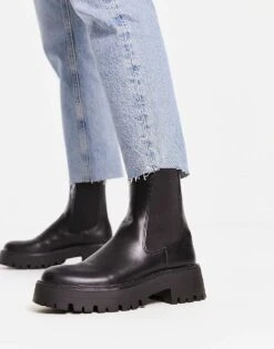 Pull&Bear Chunky Chelsea Boot In Black For Women