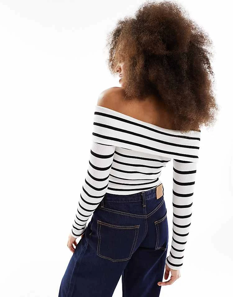 Pull&Bear Off Shoulder Long Sleeved Top In Black & White Stripe For Women - Image 4