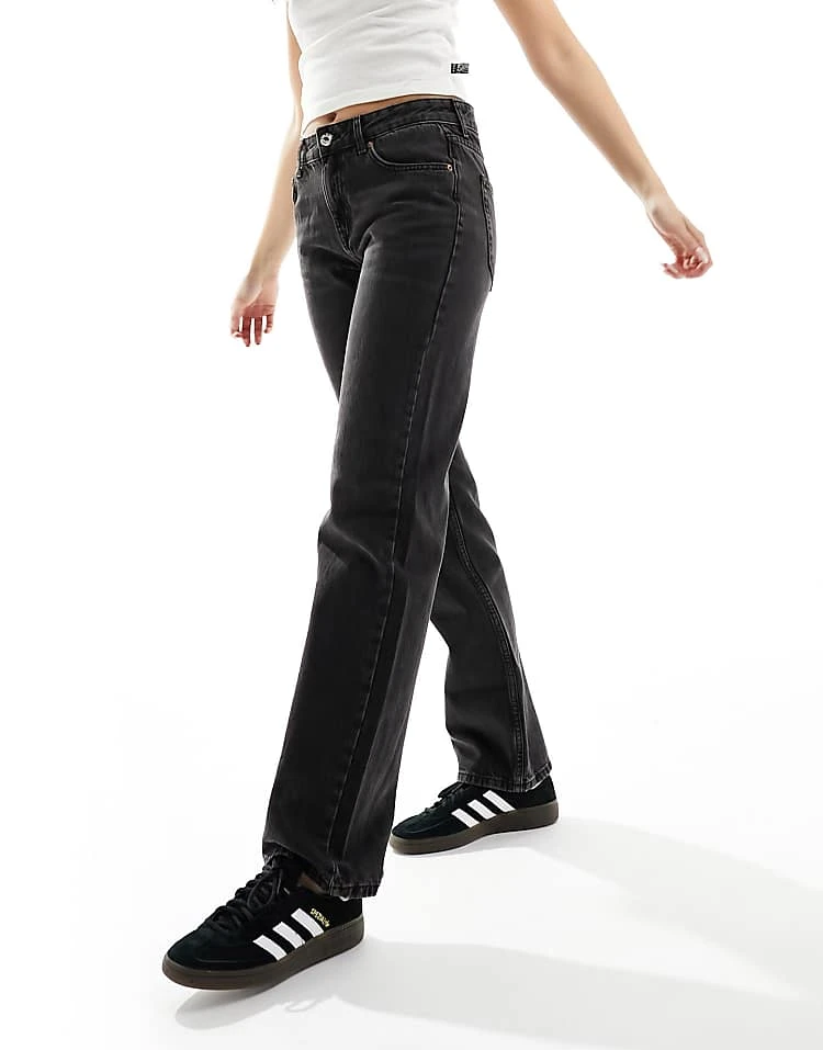 Pull&Bear Mid Rise Straight Leg Jean In Black For Women - Image 5