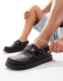 Pull&Bear Clog With Buckle Detail Strap In Black For Women