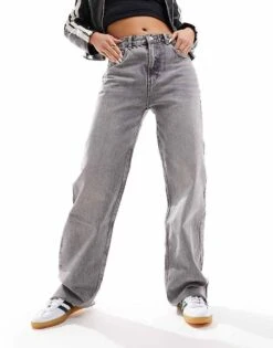 Pull&Bear Comfort Straight Leg High Rise Jean In Washed Grey For Women