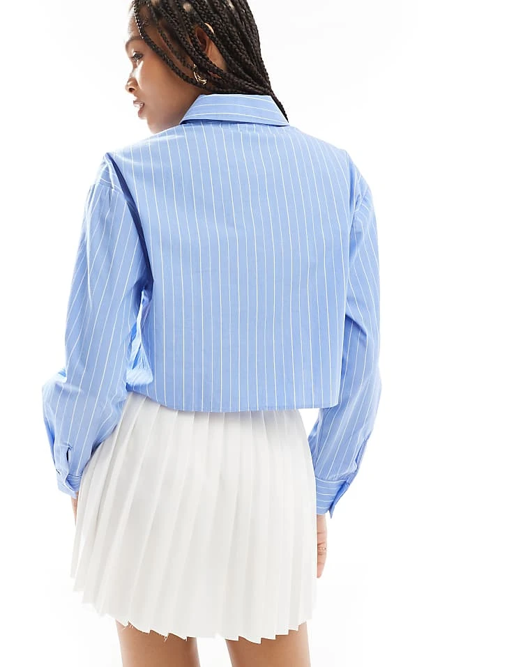 Pull&Bear Pinstripe Cropped Shirt In Blue For Women - Image 4