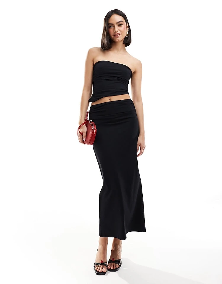 Pull&Bear Polyamide Second Skin Bandeau And Skirt Co-ord In Black