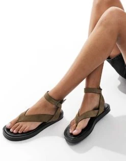 Pull&Bear Thong Detail Sandal In Green For Women