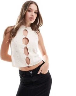 Pull&Bear Broderie Button Detail Top In Baby Pink For Women