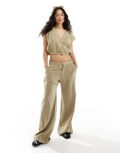 Pull&Bear Cropped Linen Top And Trouser Co-ord In Light Khaki