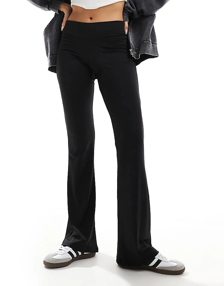 Pull&Bear Polyamide Sculpt Flare Trouser In Black For Women - Image 2