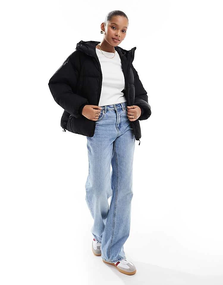 Pull&Bear Padded Puffer Jacket With Hood In Black For Women - Image 2