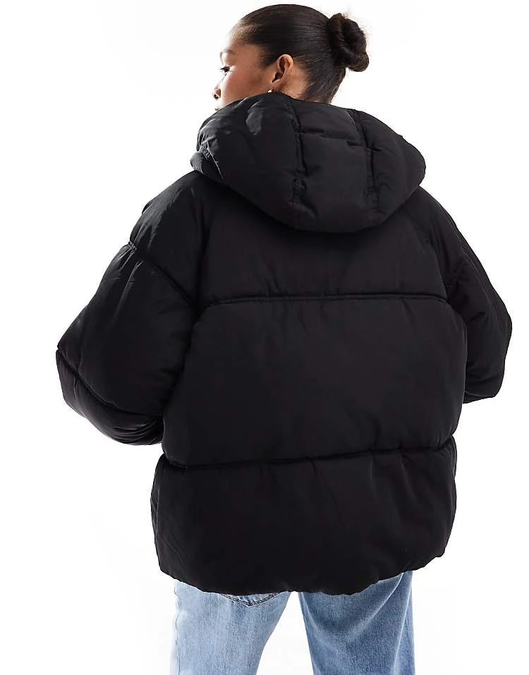 Pull&Bear Padded Puffer Jacket With Hood In Black For Women - Image 3
