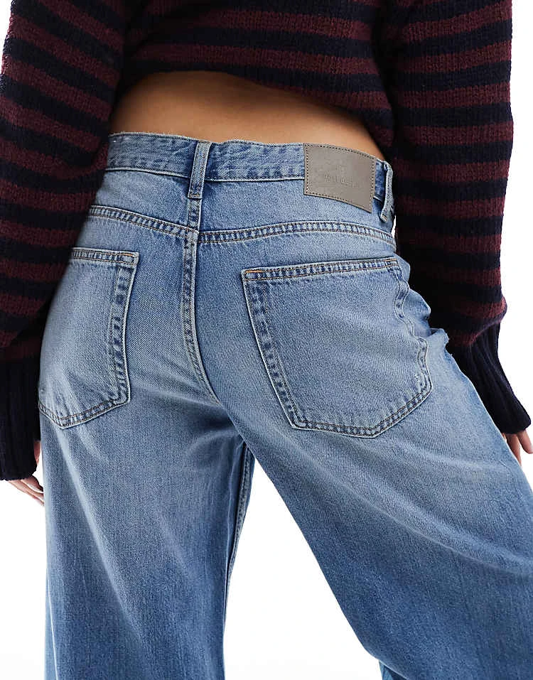 Pull&Bear Low Rise Oversized Baggy Jeans In Mid Blue For Women - Image 5