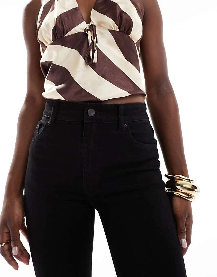 Pull&Bear Mid Rise Skinny Flare Jean In Black For Women - Image 5