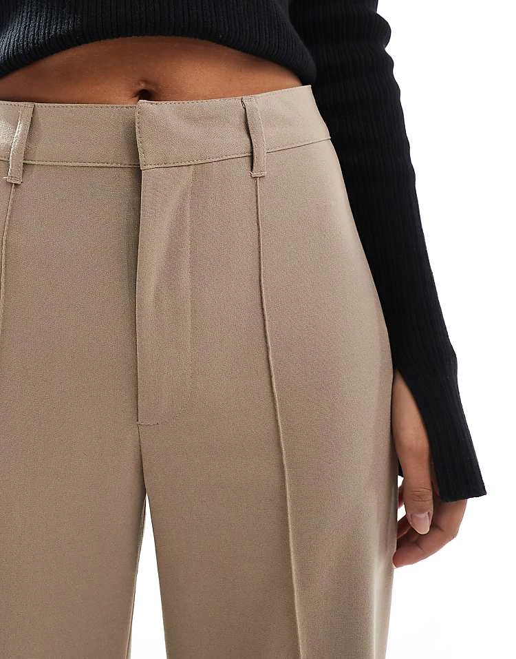 Pull&Bear Straight Leg Tailored Trousers With Front Seam In Sand For Women - Image 4