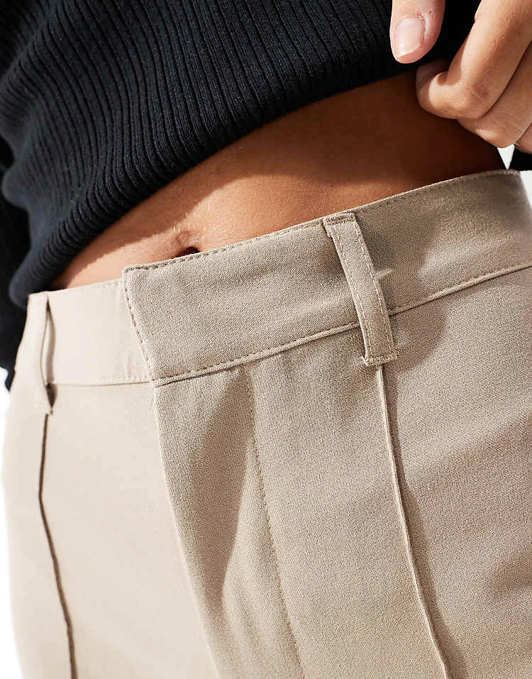 Pull&Bear Straight Leg Tailored Trousers With Front Seam In Sand For Women - Image 5