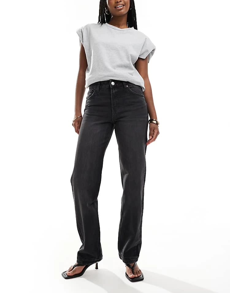 Pull&Bear Mid Rise Straight Leg Jeans In Black For Women