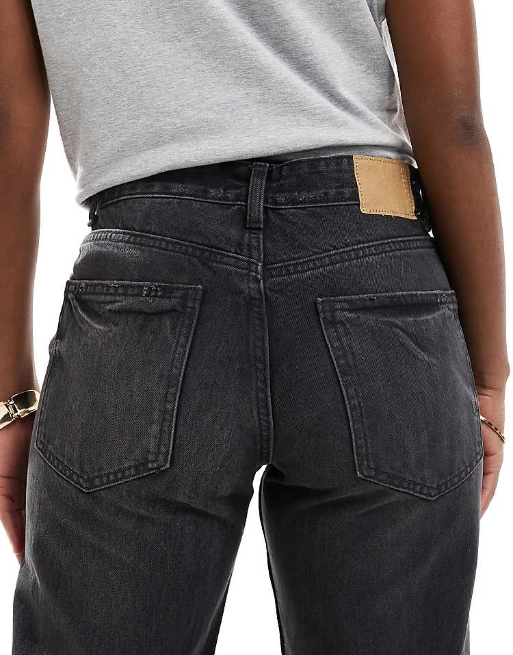 Pull&Bear Mid Rise Straight Leg Jeans In Black For Women - Image 4