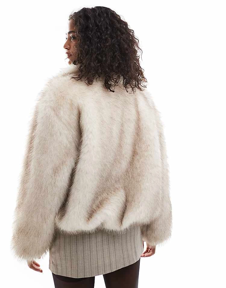 Pull&Bear Faux Fur Bomber Style Coat In Ecru For Women - Image 3