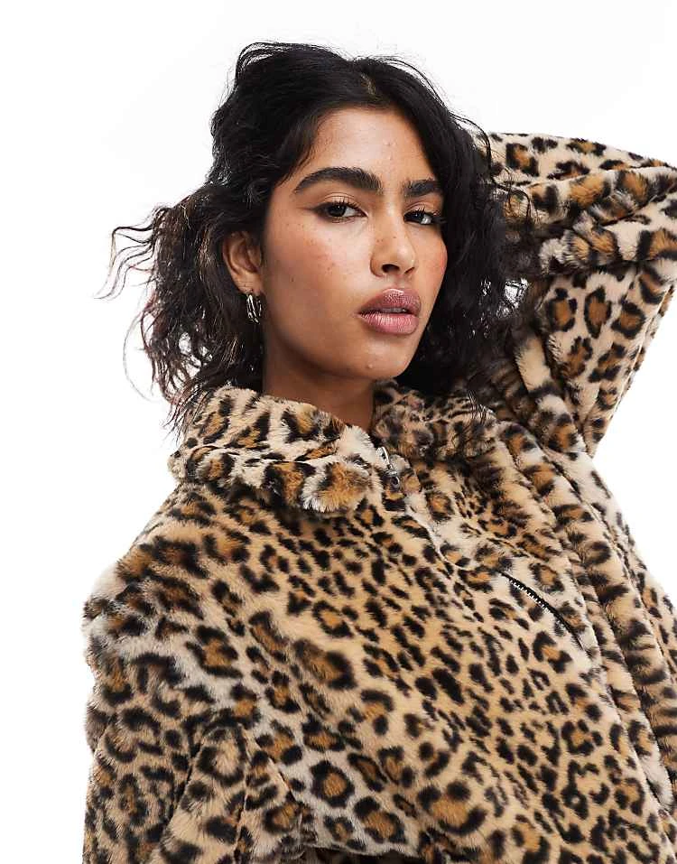 Pull&Bear Faux Fur Coat In Leopard Print For Women - Image 3