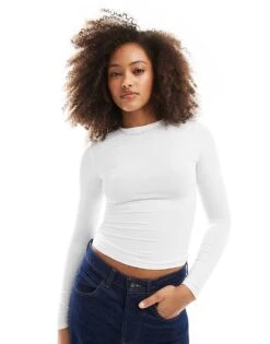 Pull&Bear Polyamide Sculpt Long Sleeved Top In White For Women