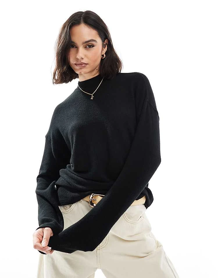 Pull&Bear Soft Touch Long Sleeve Top And Trouser Co-ord In Black - Image 2