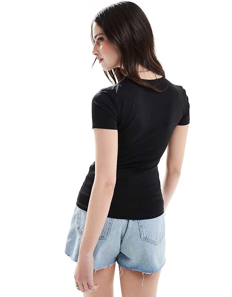 Pull&Bear 2 Pack Polyamide Baby Tee In Black & White For Women Multi - Image 4