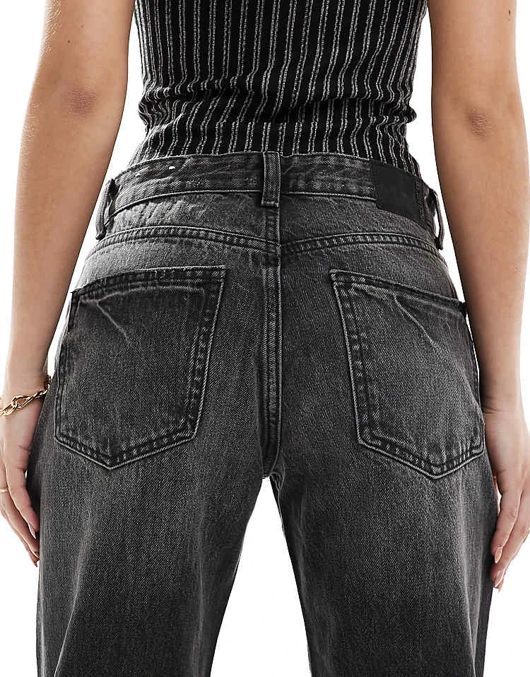 Pull&Bear Mid Rise Straight Leg Jean In Washed Black For Women - Image 5