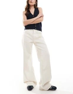 Pull&Bear High Rise Wide Leg Jean In Ecru For Women