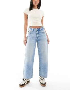 Pull&Bear Mid Rise Cropped Jean In Light Blue For Women