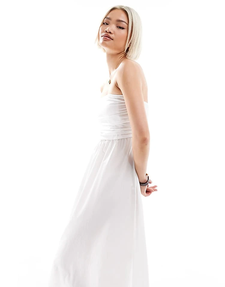 Pull&Bear Poplin Ruched Detail Bandeau Midaxi Dress In White For Women - Image 2